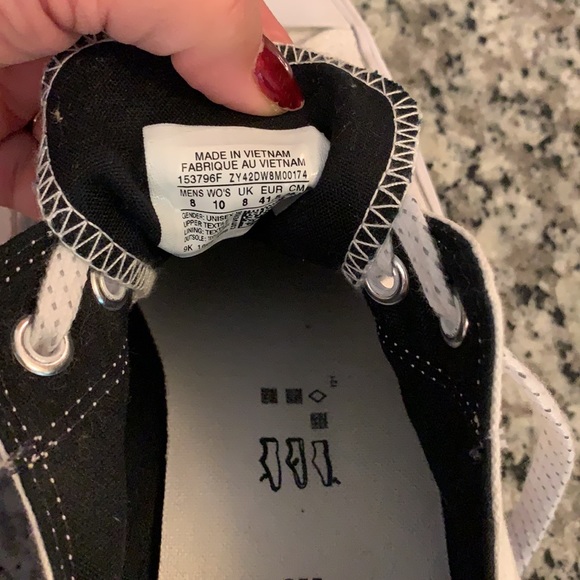 Converse sneakers men’s size 8 women’s size 10 - Picture 6 of 7